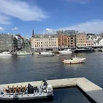 Maritime In Apartment